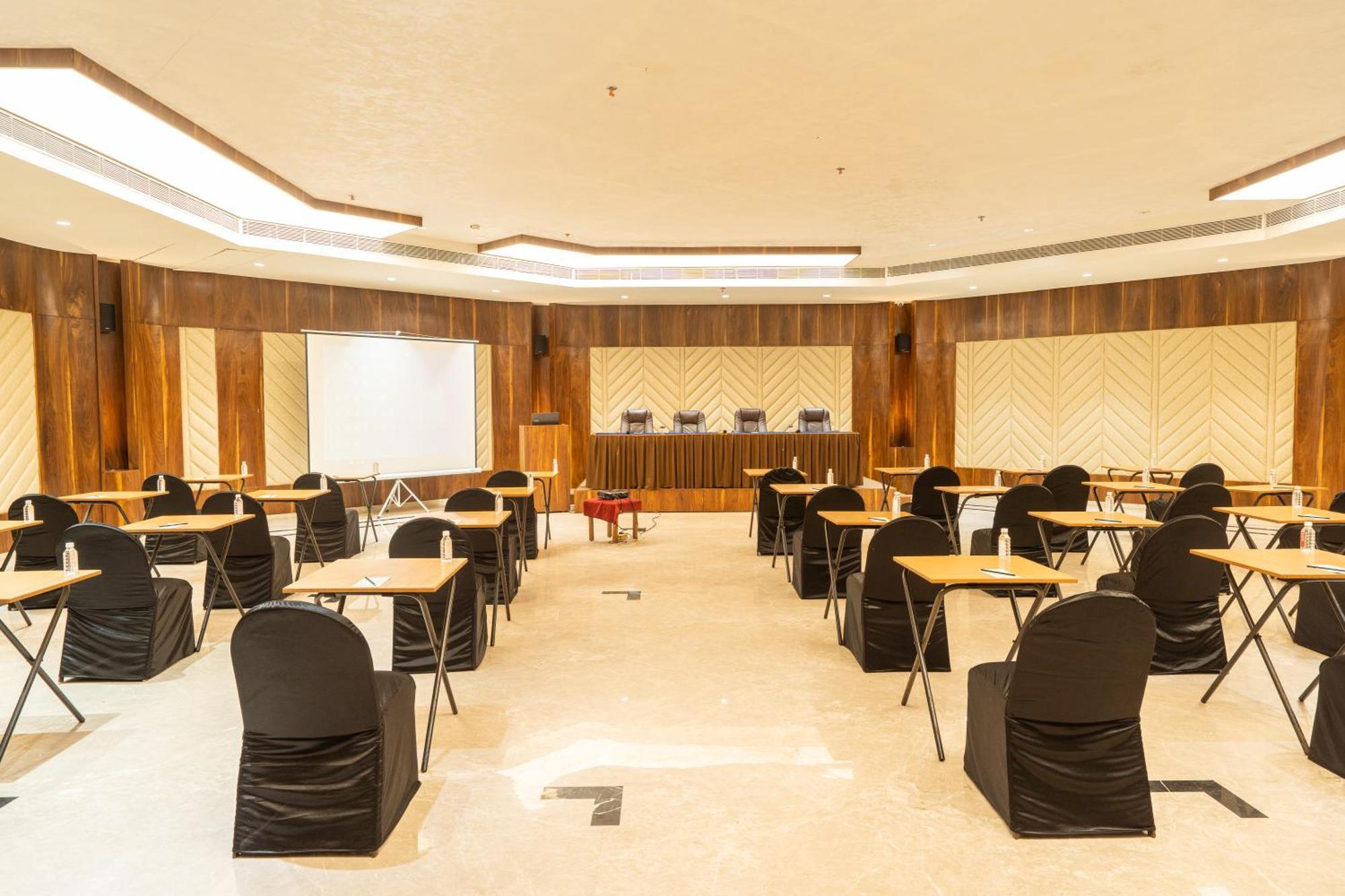 Hotel Mayura Raipur  Exterior photo