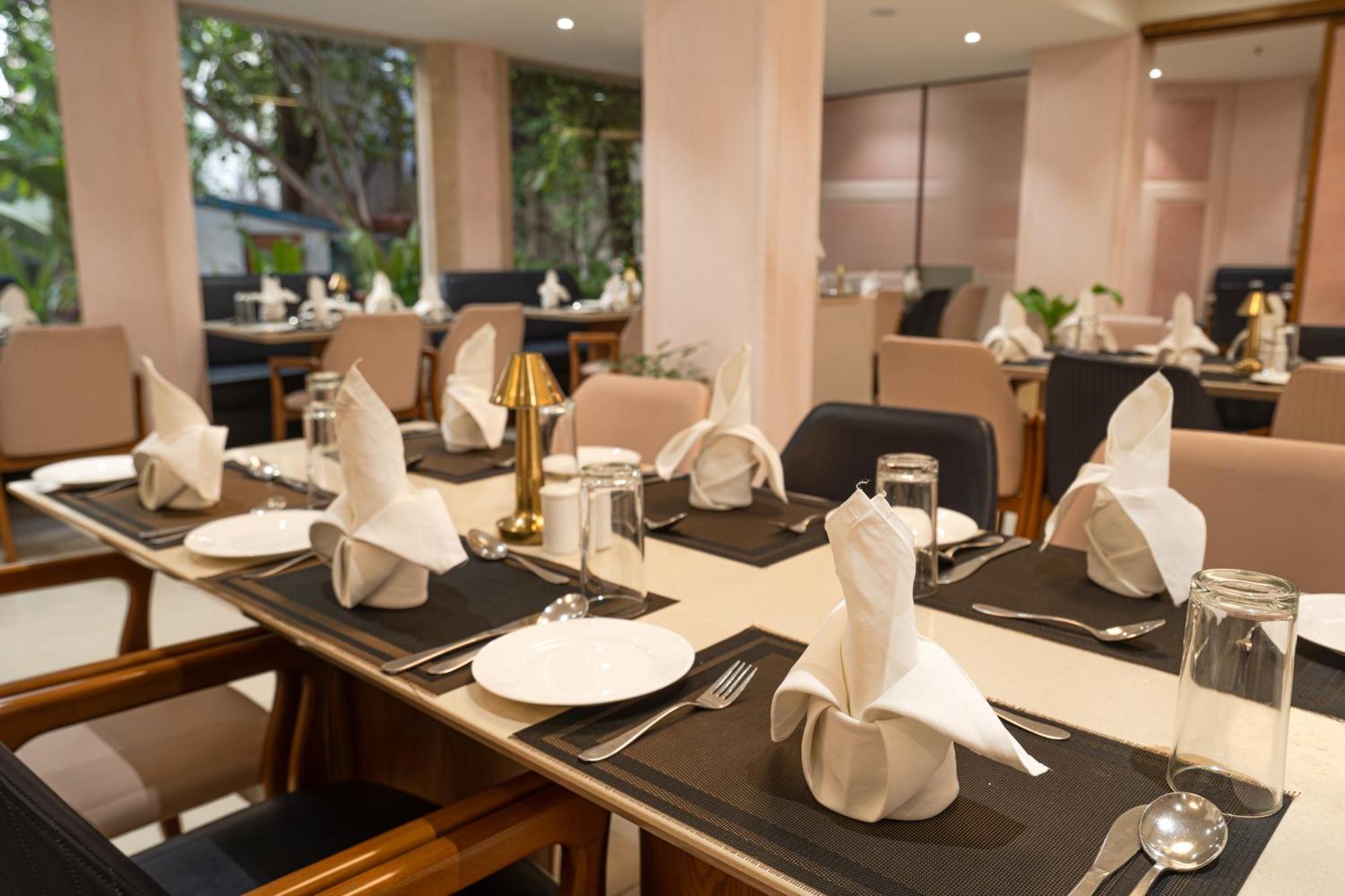 Hotel Mayura Raipur  Exterior photo