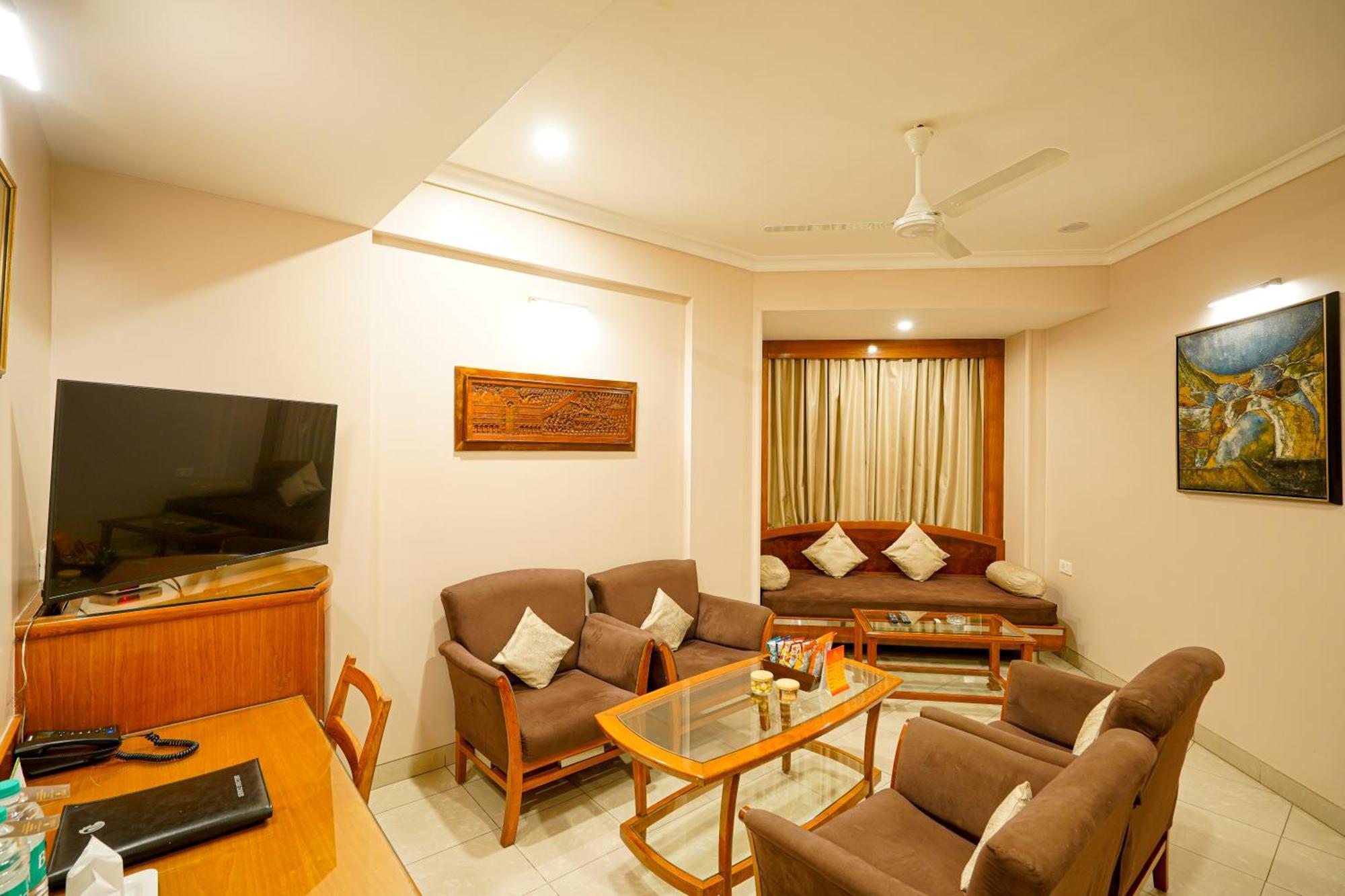 Hotel Mayura Raipur  Exterior photo
