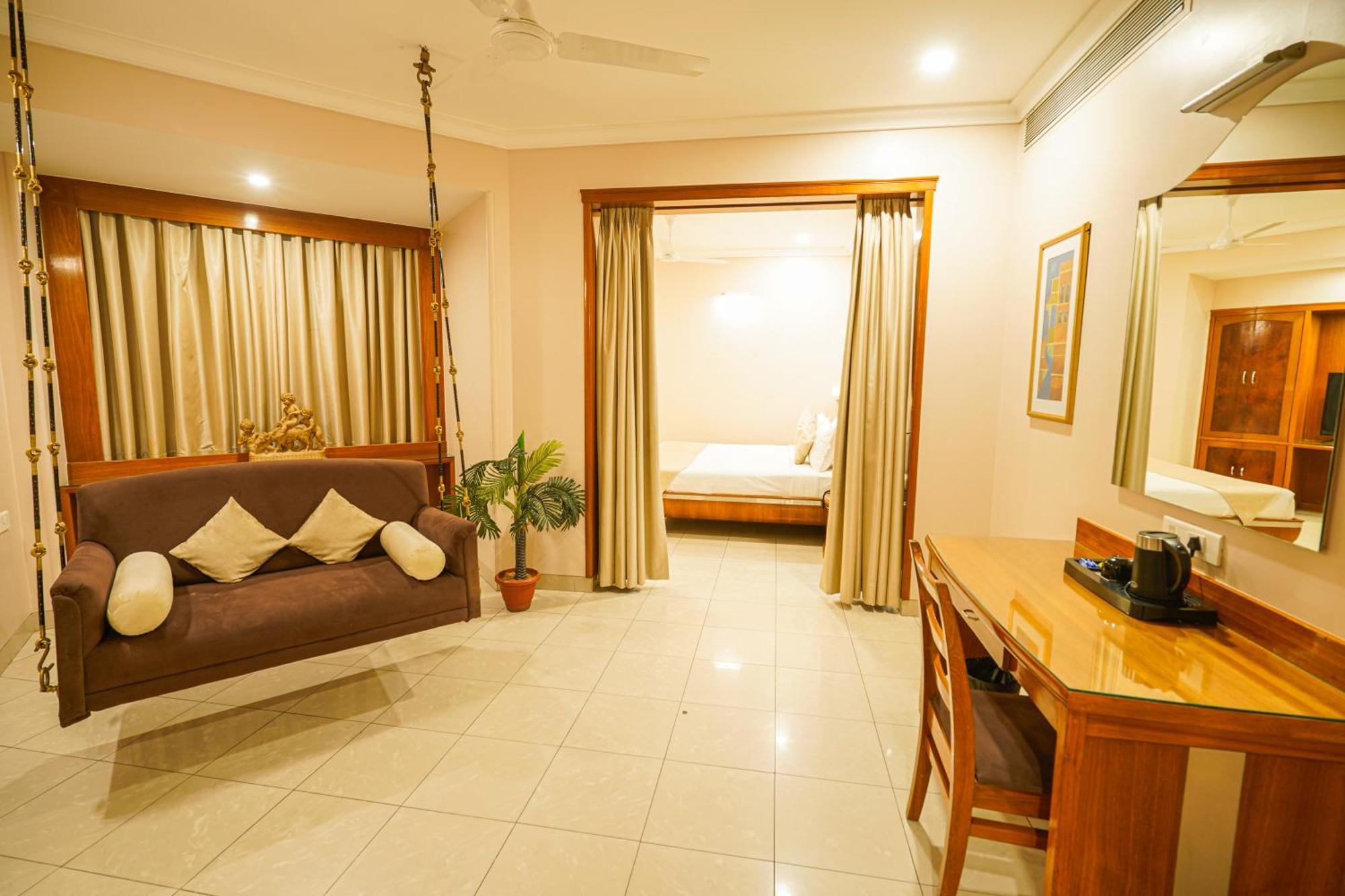 Hotel Mayura Raipur  Exterior photo